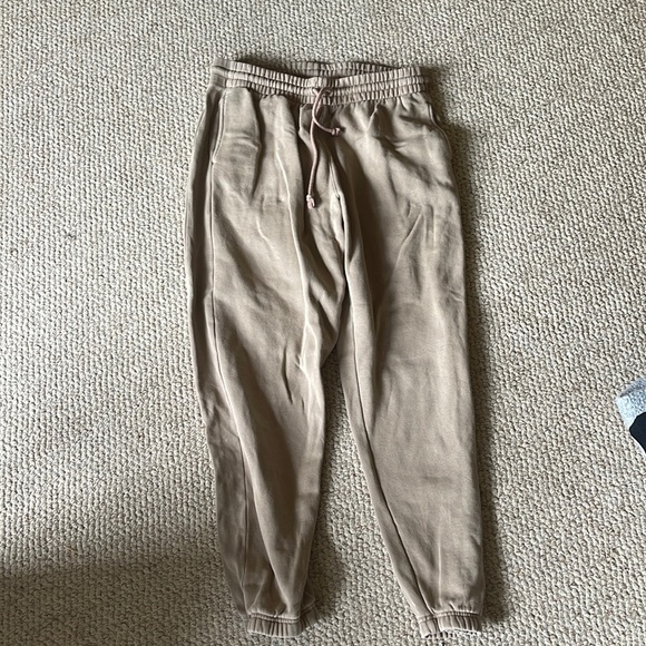 Tna CozyAF fleece sweatpants, tan, size L - Picture 1 of 4